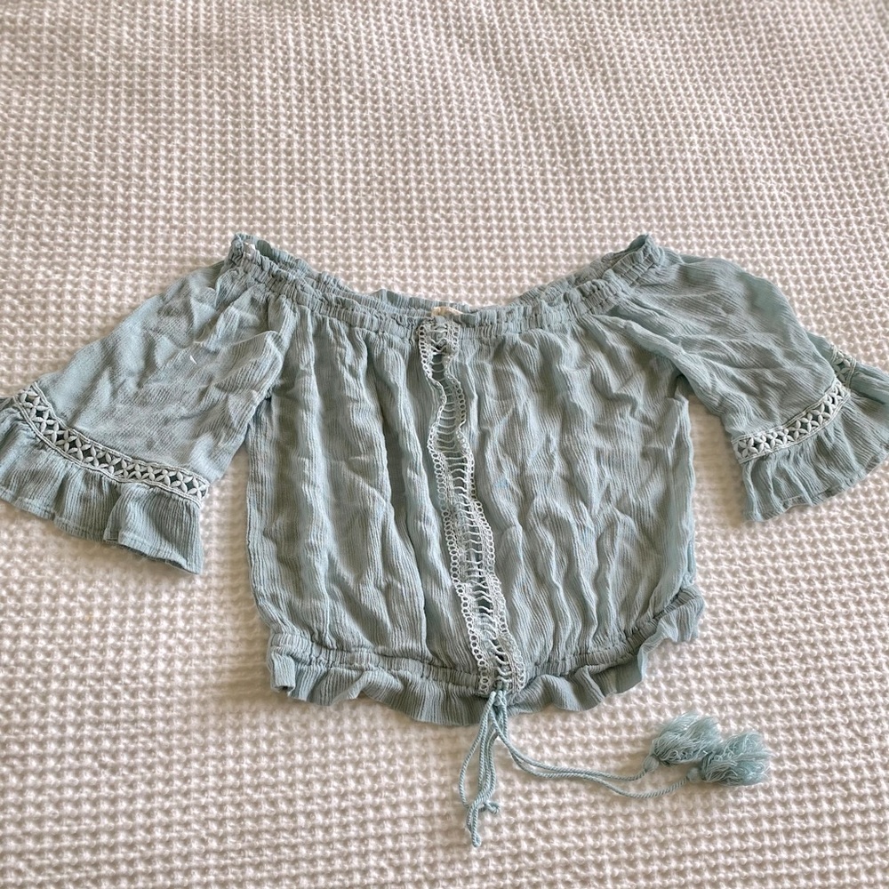 LA Hearts off the shoulder crop top